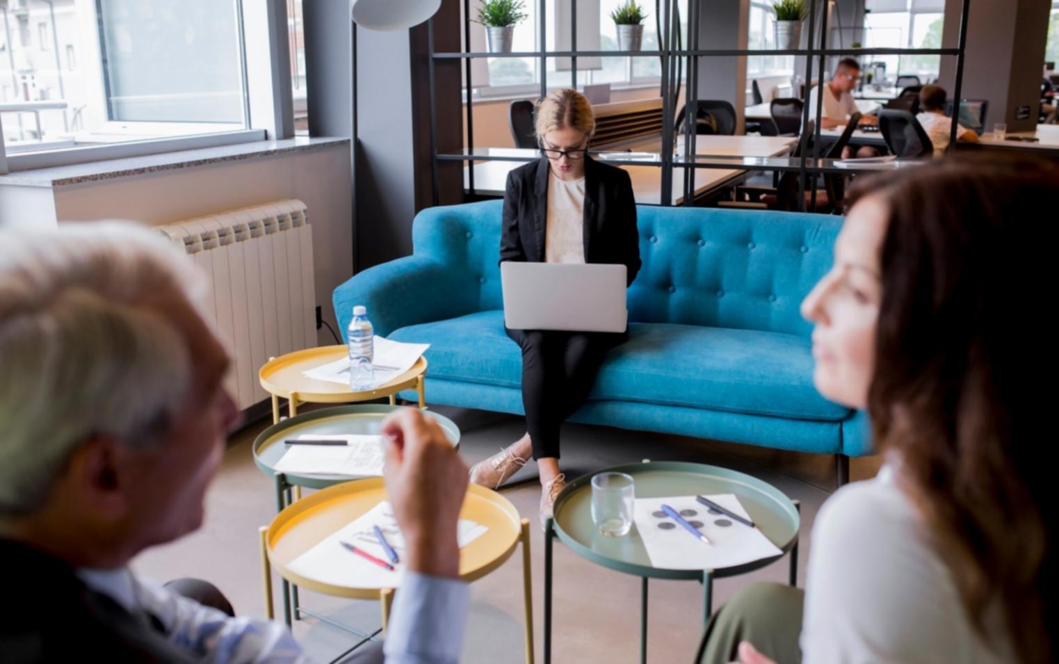 Sesión de planificación financiera para escalado empresarial